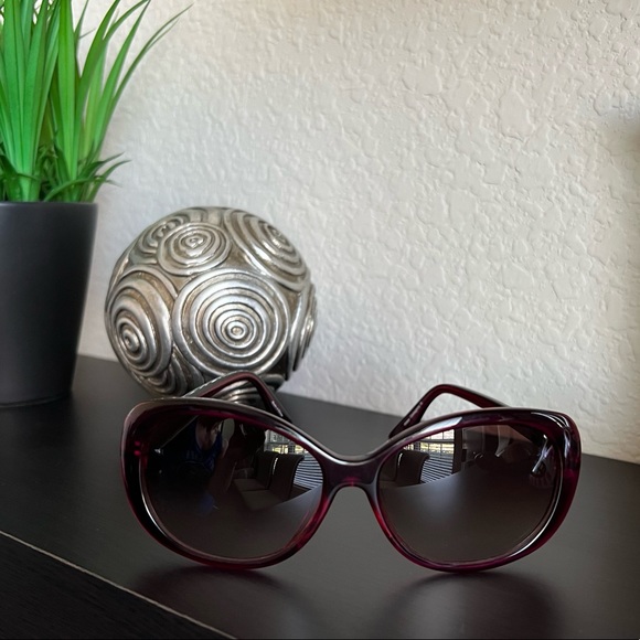 ELLE Designer Sunglasses in Purple with Rose Gradient Lens - Picture 2 of 8